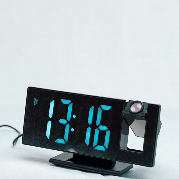 Mirrored Projection Clock