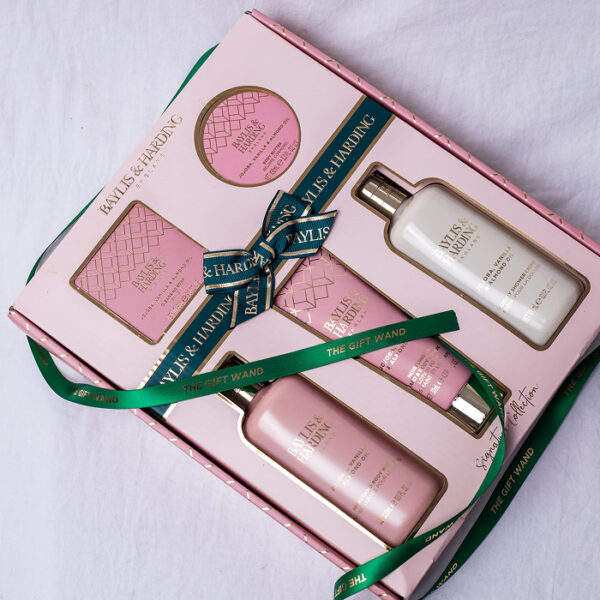 Pamper Me Pink Baylis & Harding set